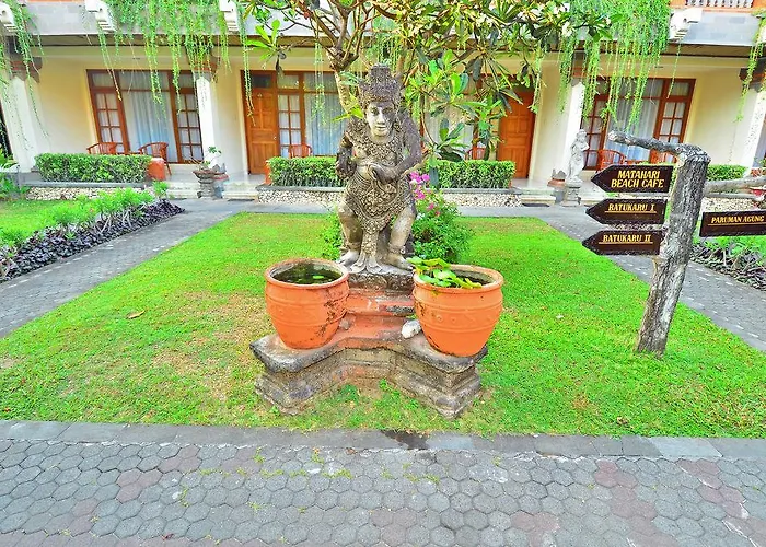 Hotel Inna Sindhu & 3*